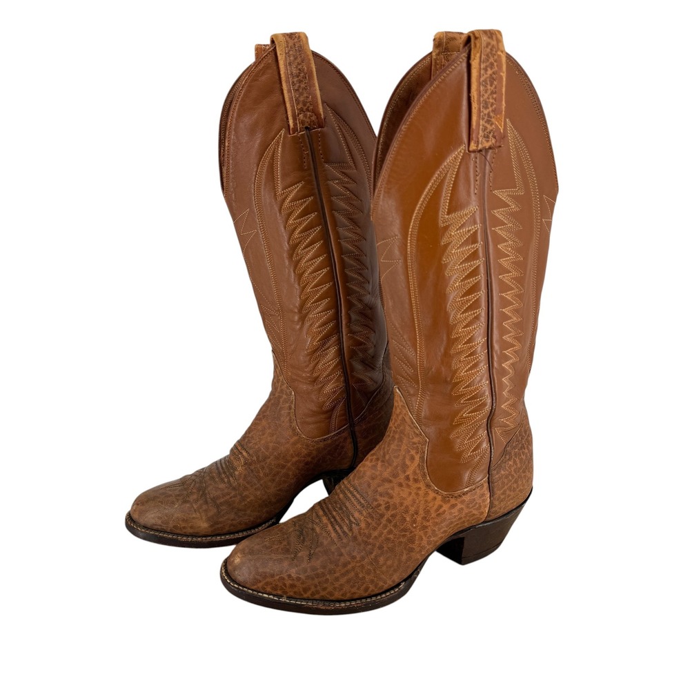 Boot - Picture 2 of 12
